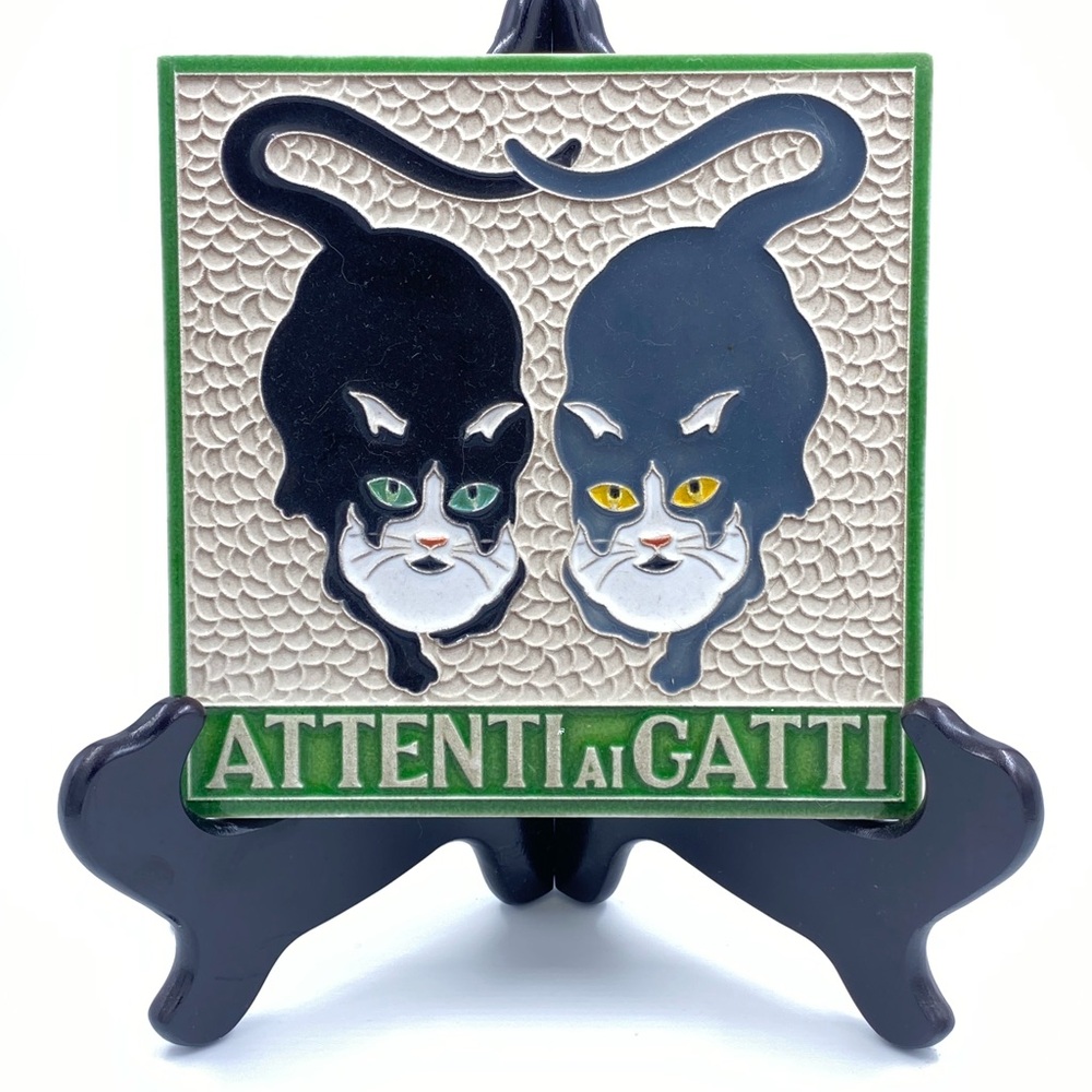 Attenti ai Gatti Cat Ceramic Wall Plaque - Black and Green - Italian Beware Cats